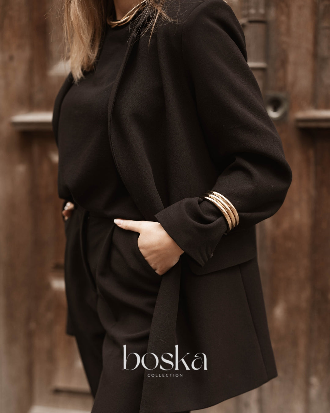 Blazer Boska noir : le basique indispensable au tombé impeccable Image