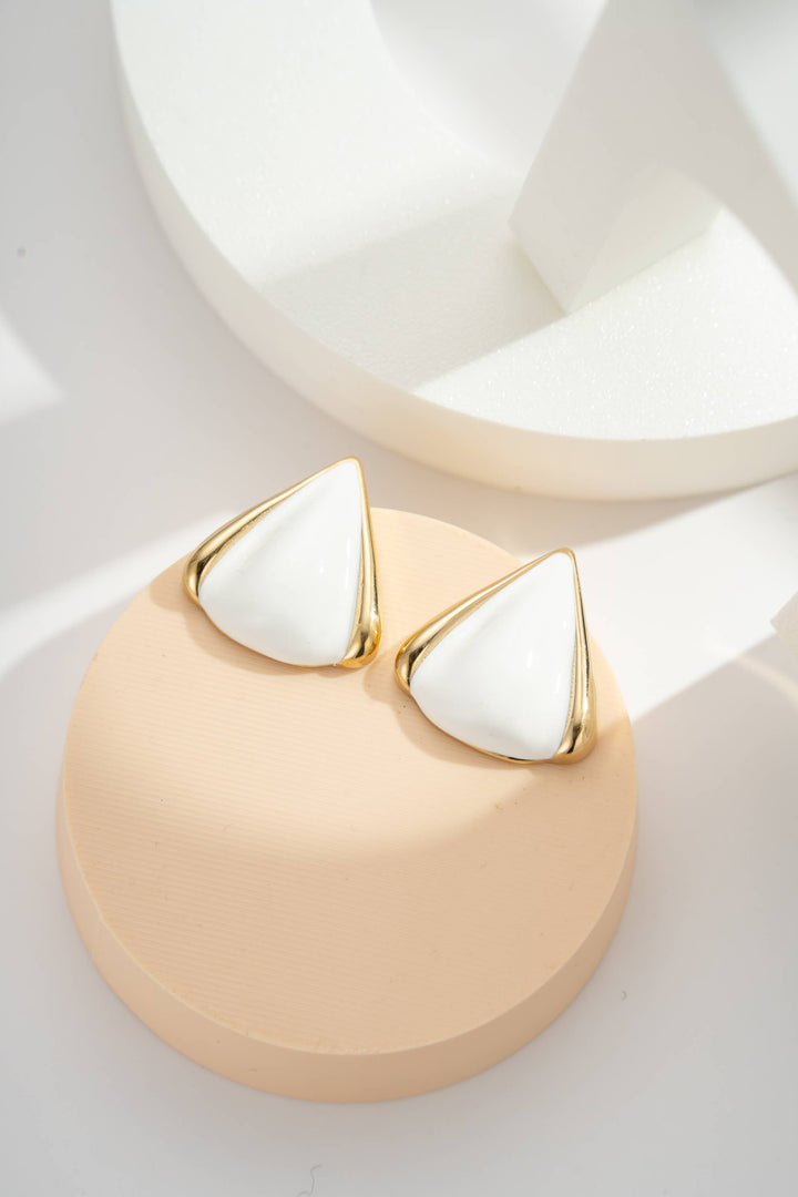 Boucles d’Oreilles Triangle Acier – Noir ou Blanc, Graphisme: Blanc