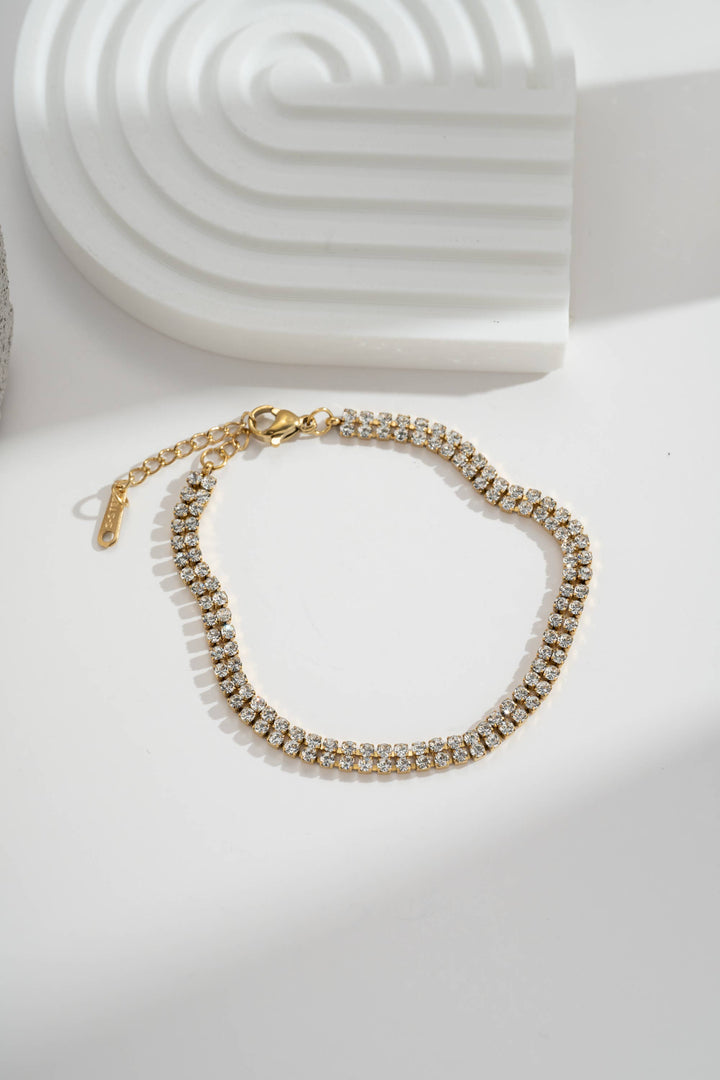 Bracelet Doré Strass Double Rang Acier Inoxydable Éclat Luxe