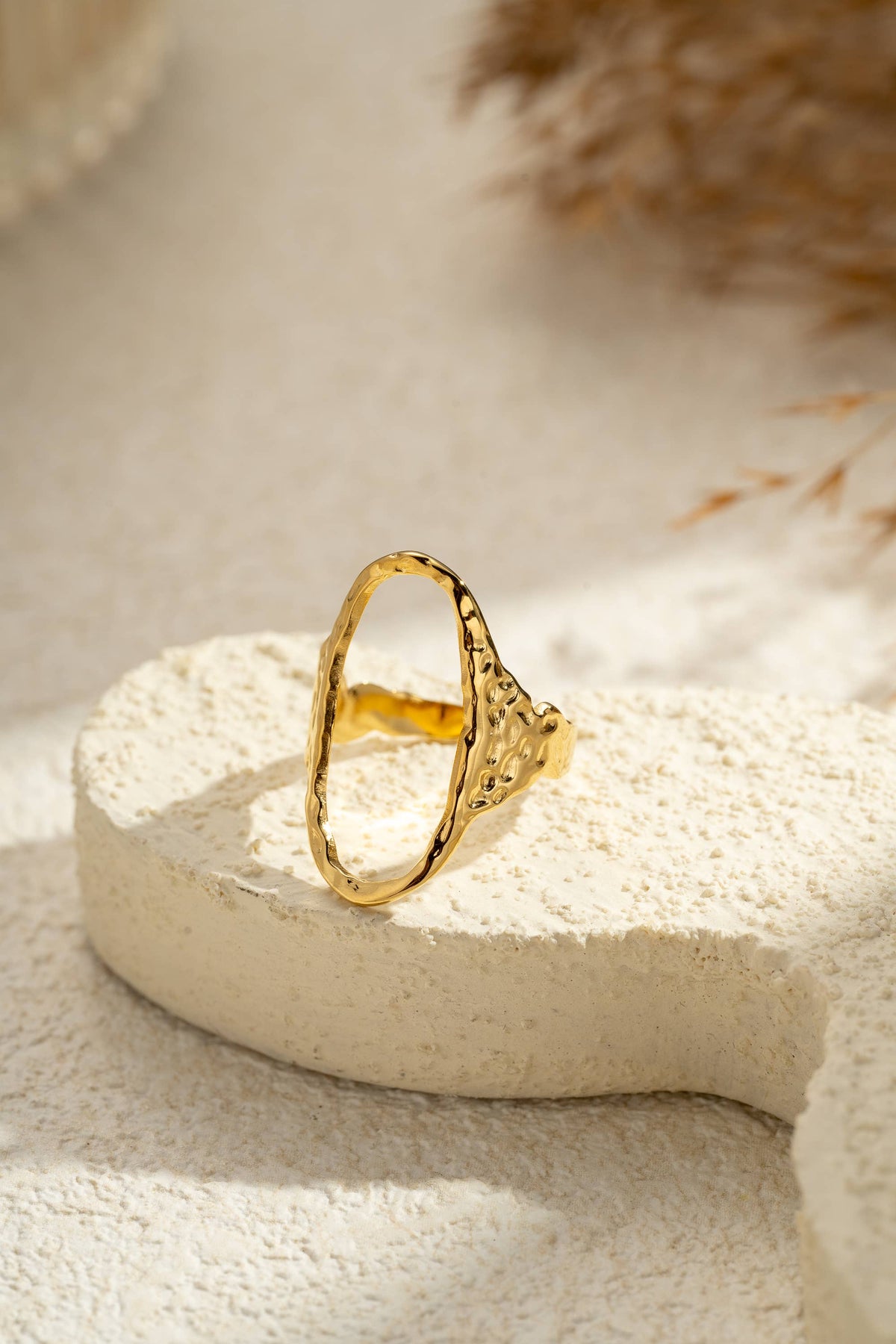 Bague Dorée Femme – Acier Inoxydable Martelé Forme Ovale