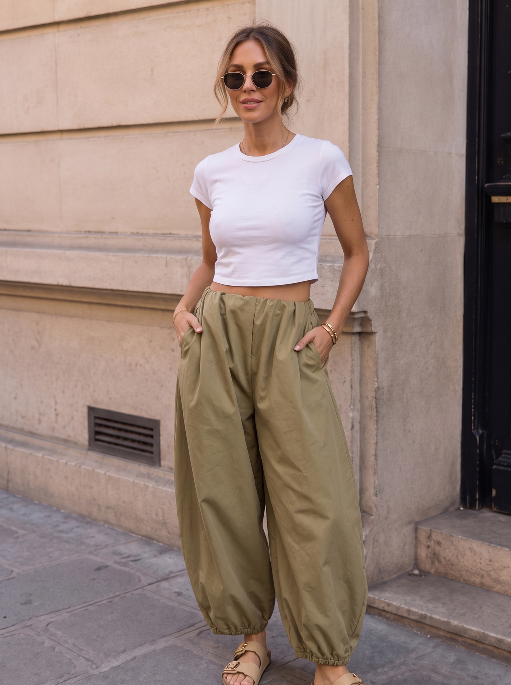 Pantalon large fluide bouffant à chevilles