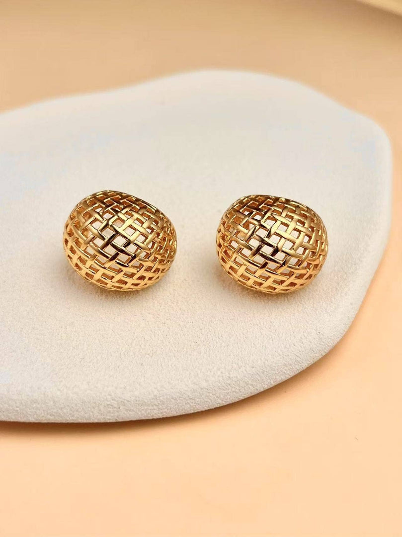 Boucles d'oreilles en maille tressée sculpturale brillante