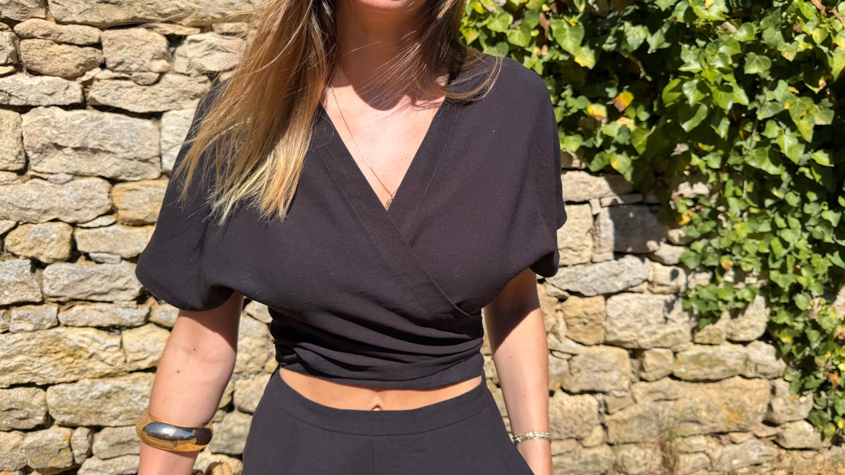 Top Elena boska noir