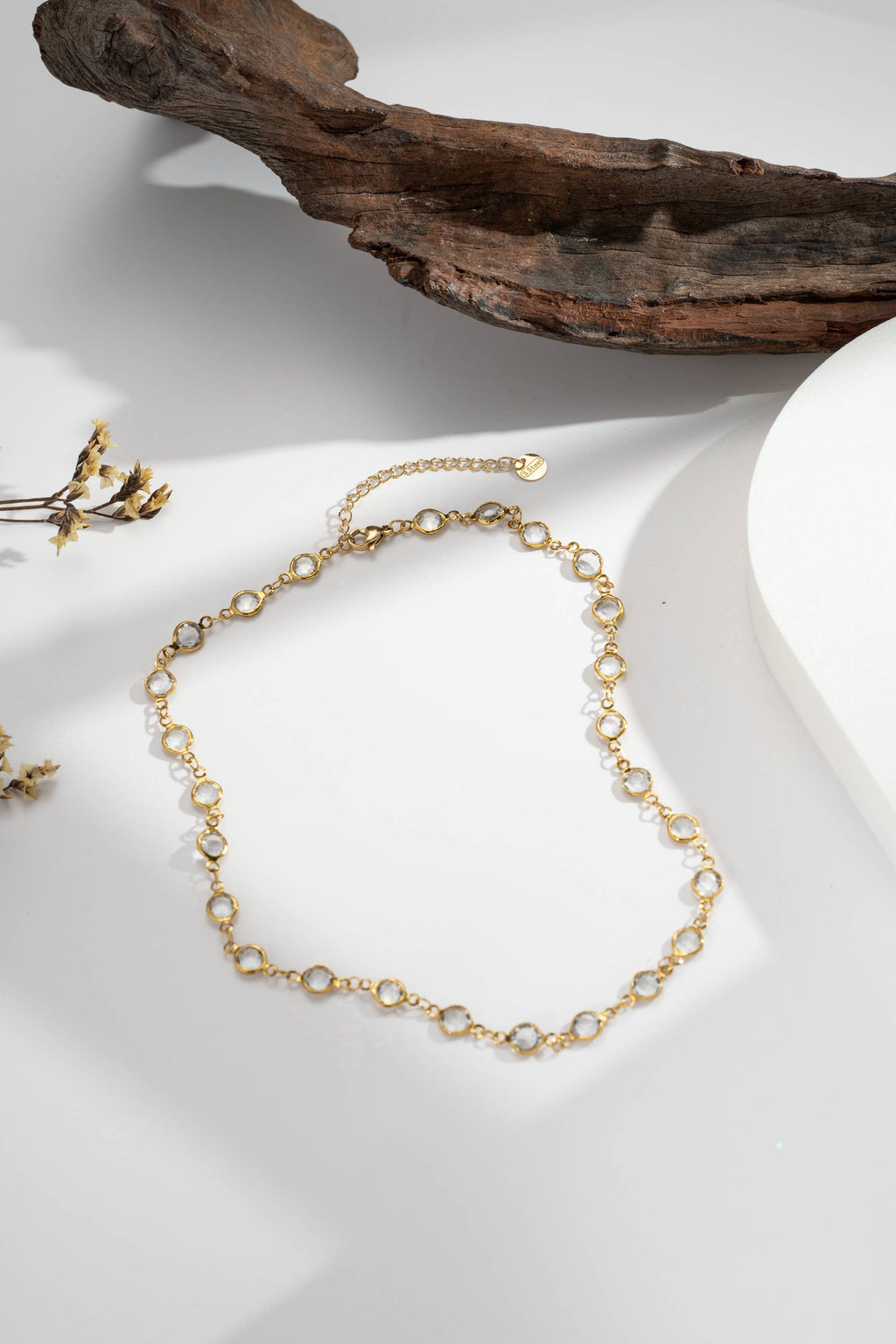 Collier doré acier inoxydable pampilles cristal rondes chic