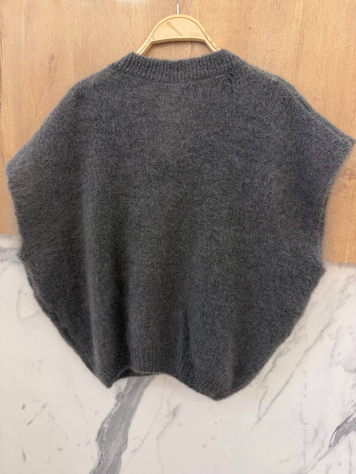 Pull Sans Manches Col V en Kid Mohair - Gris Foncé